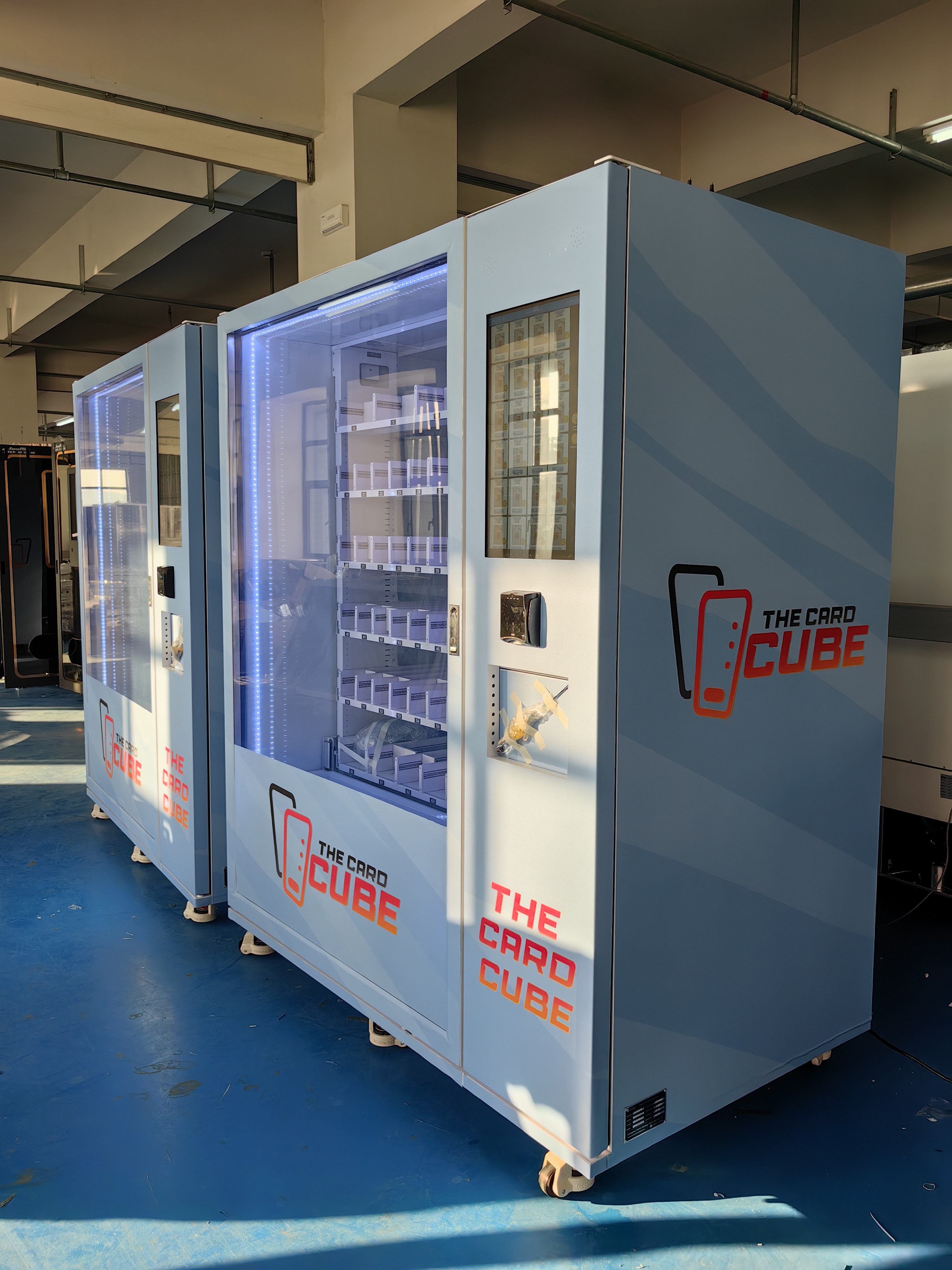 Mobile Phone Accessories Vending Machine electronics vending machine case