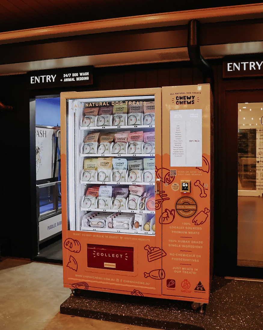 Vending machines can also sell pet products? That's crazy!
