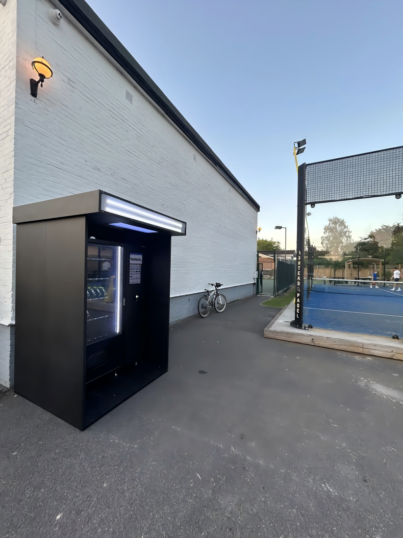 vending machine outdoor cover in Croatia