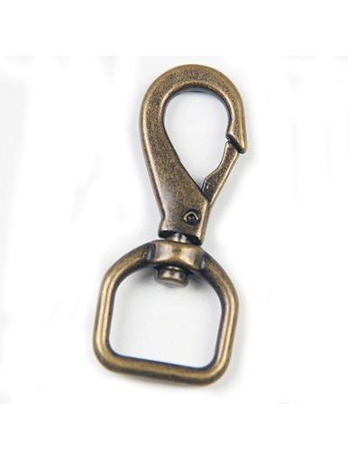 snap hook dog