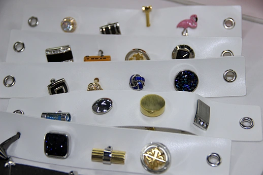 Cufflinks Topics