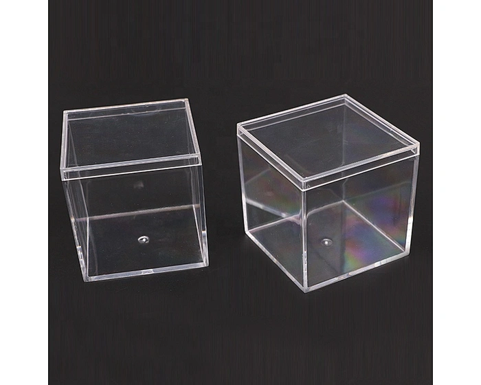 square clear lid box