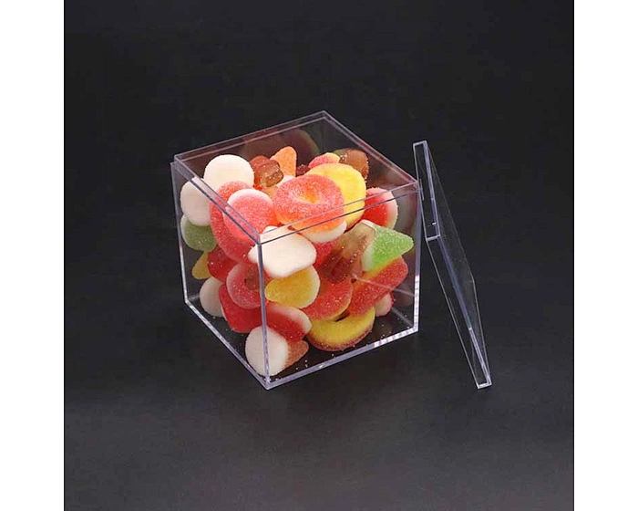 square clear lid box