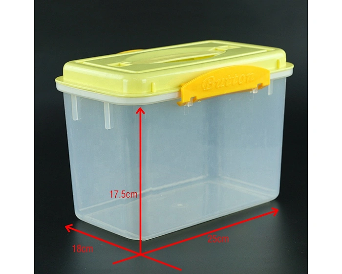 clear plastic storage boxes