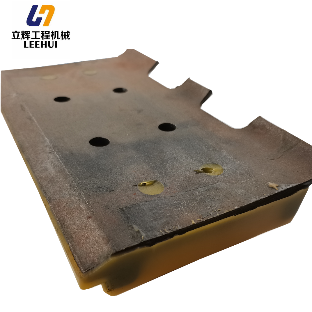 poly track pads 300mm 150821