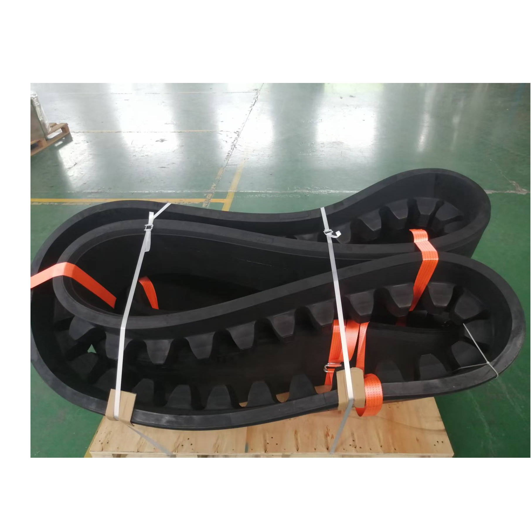 Circular Track Rubber Belt.