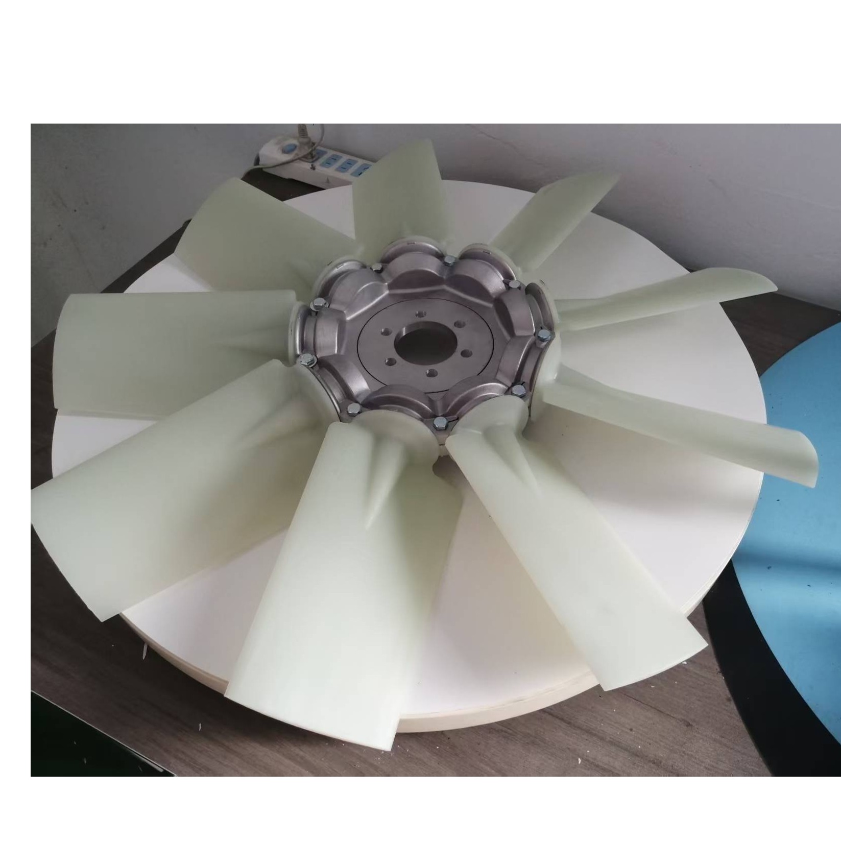 Fan with 9 Blades