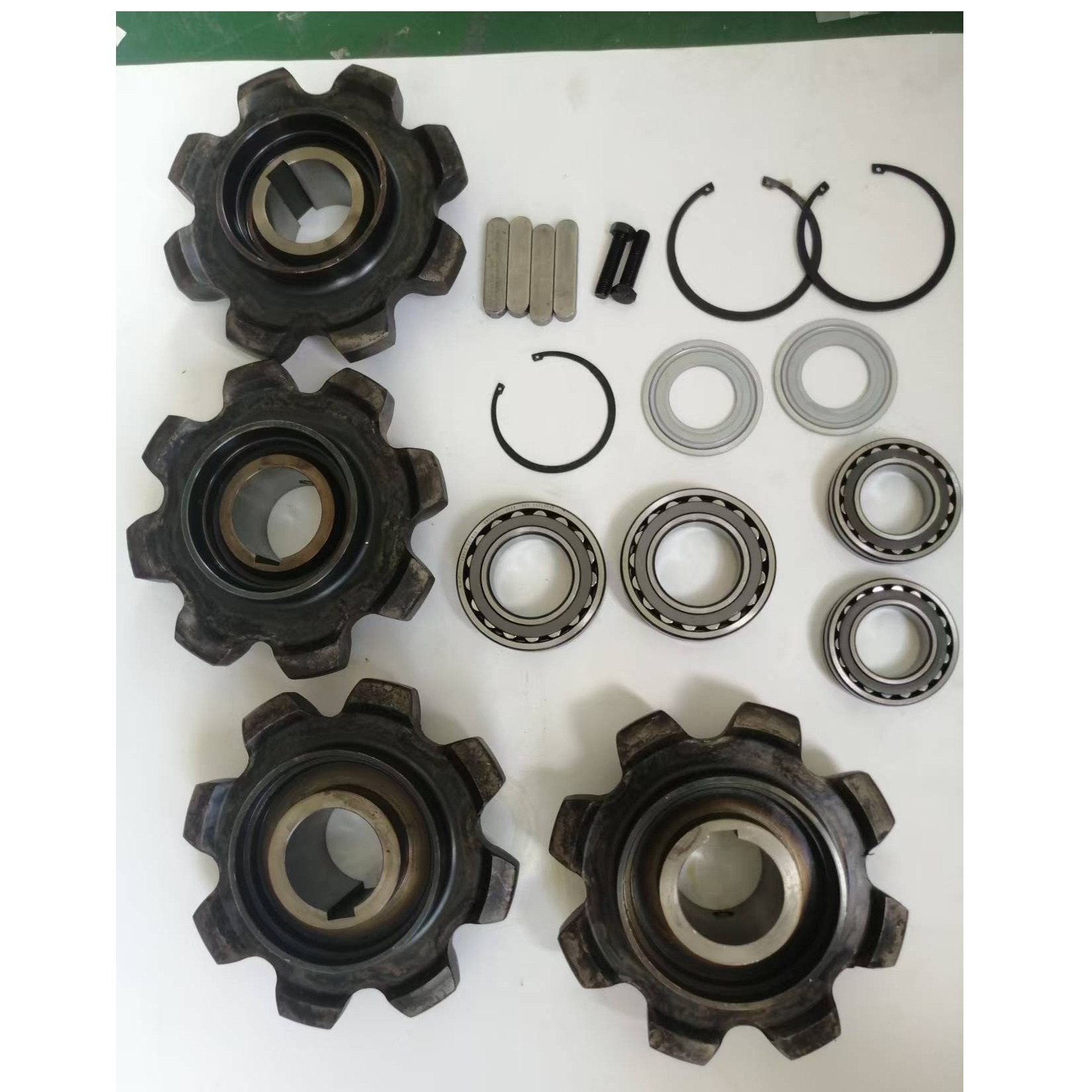 Conveyor Shaft Assembly