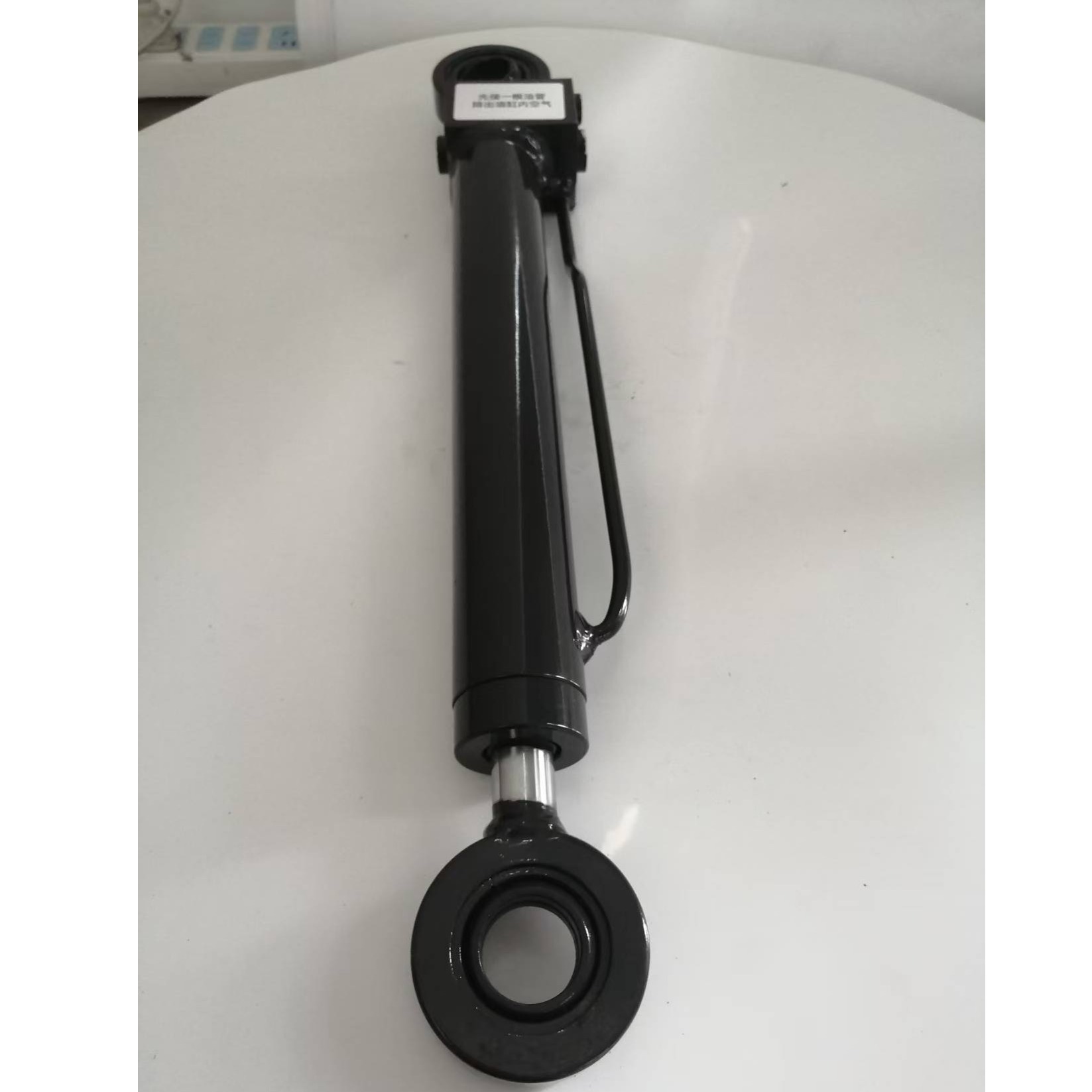 HYDRAULIC CYLINDER