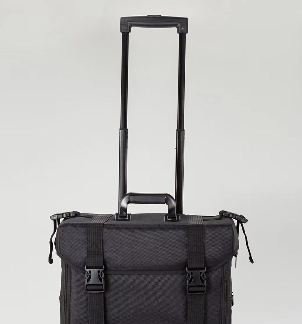 Professional Makeup Case on Wheels details 01