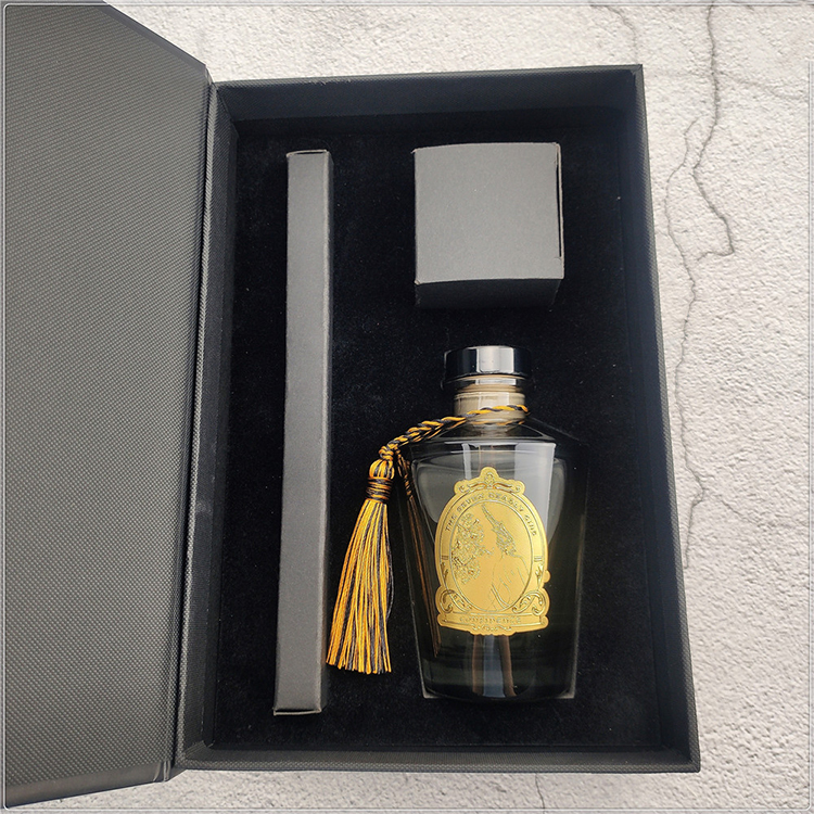 the scented home reed diffuser