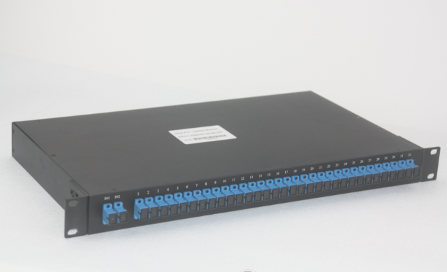 图片13.png 1U 19 Inch Rack Mounted 2x32 PLC Splitter