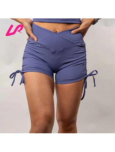scrunch butt shorts