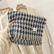 Knitted scarf