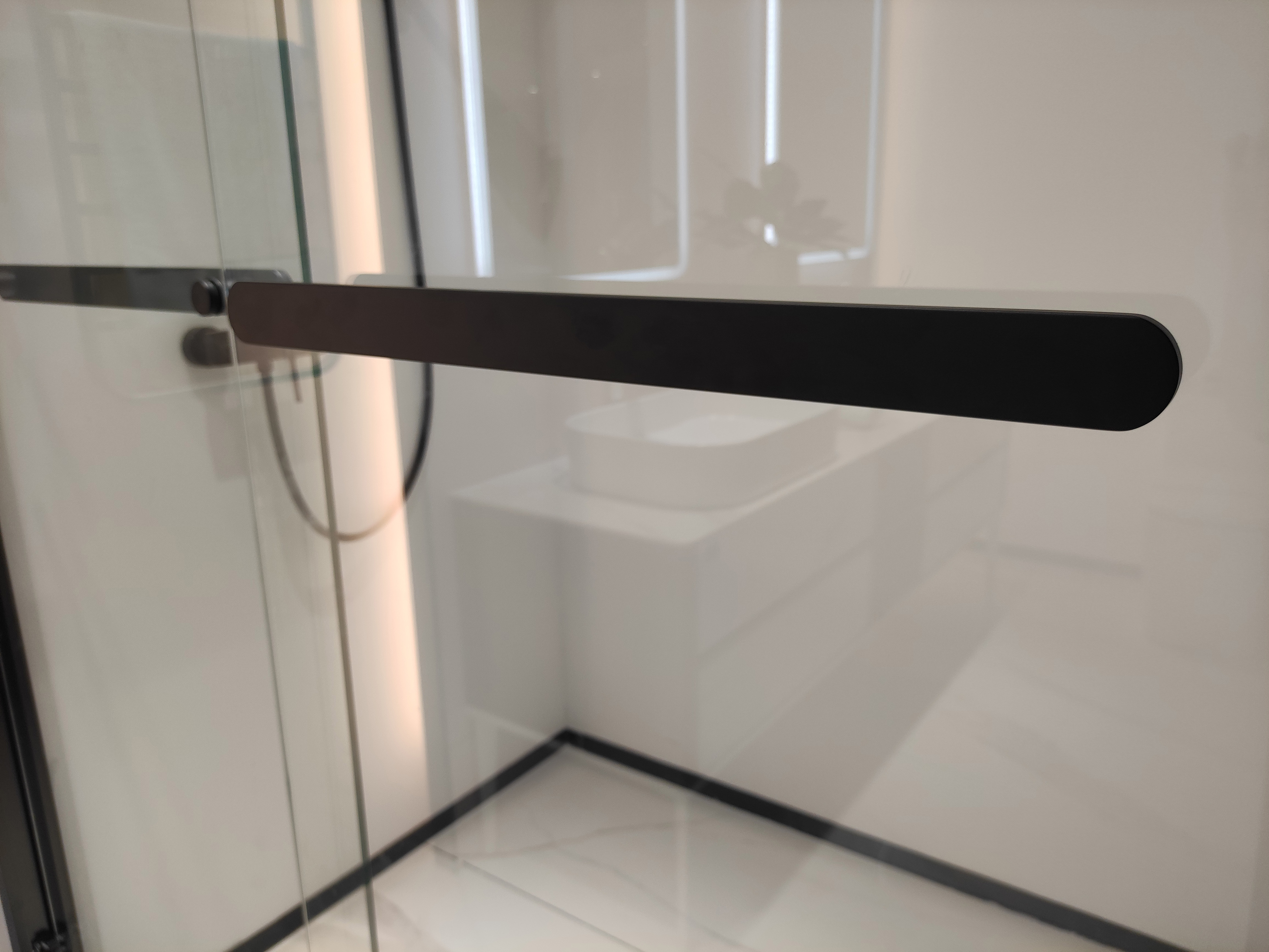 shower enclosure, shower enclosures, enclosures for shower, glass shower enclosure, glass shower enclosures, corner shower unit