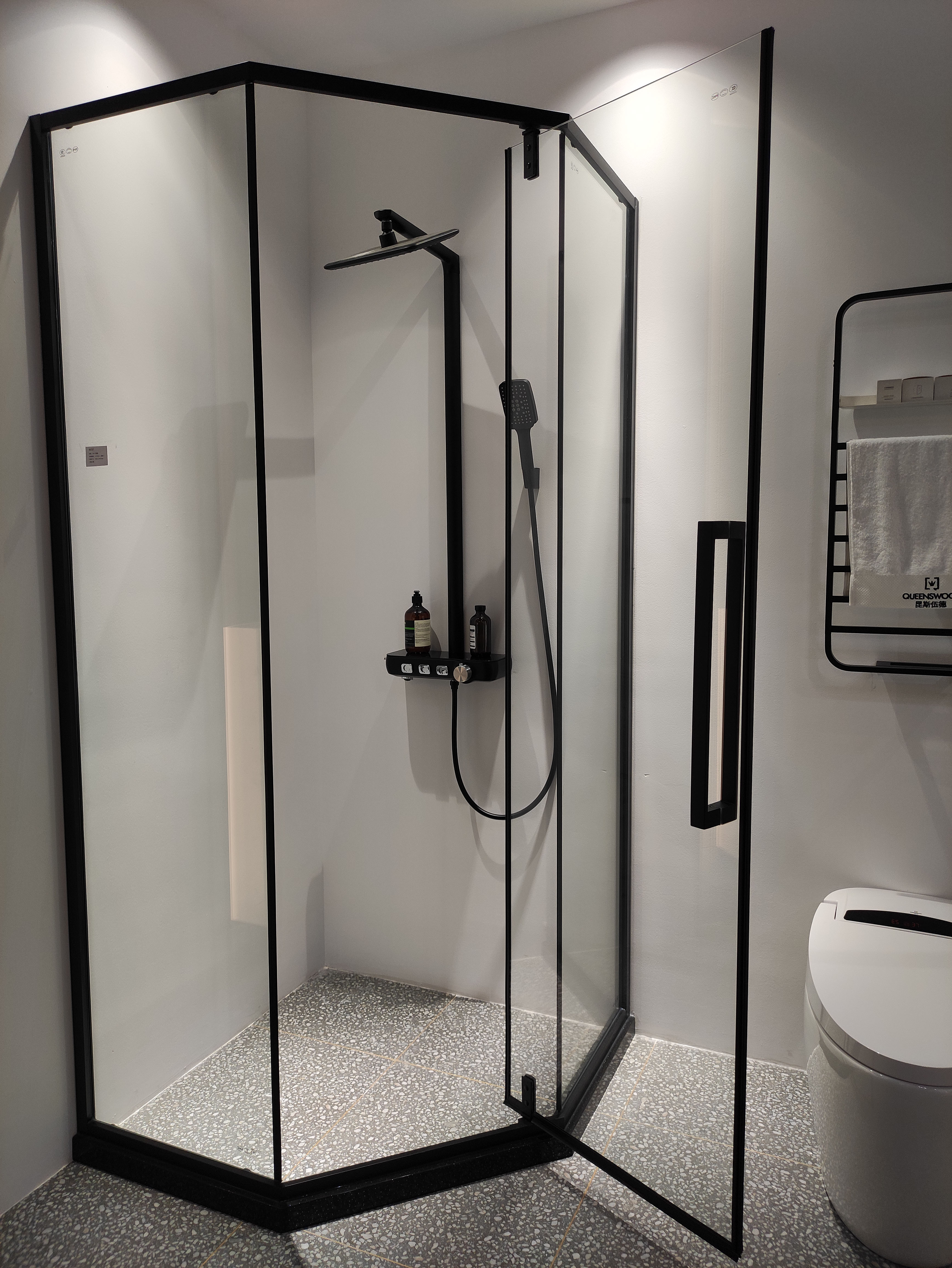 shower enclosure, enclosures for shower, glass shower enclosures, shower room, shower doors, glass doors for showers
