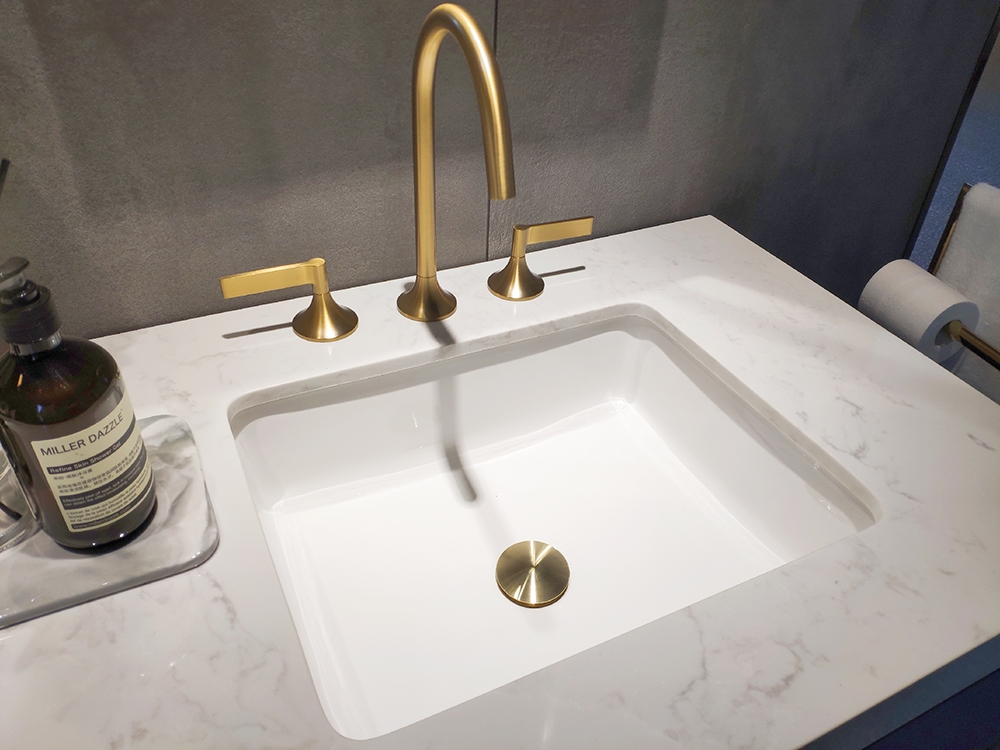 bathroom furniture, wall mounted bathroom vanity, lowes bathroom vanity, wall hanging cabinet, led medicine cabinet mirror, wall mounted bathroom cabinet, modern bathroom cabinets