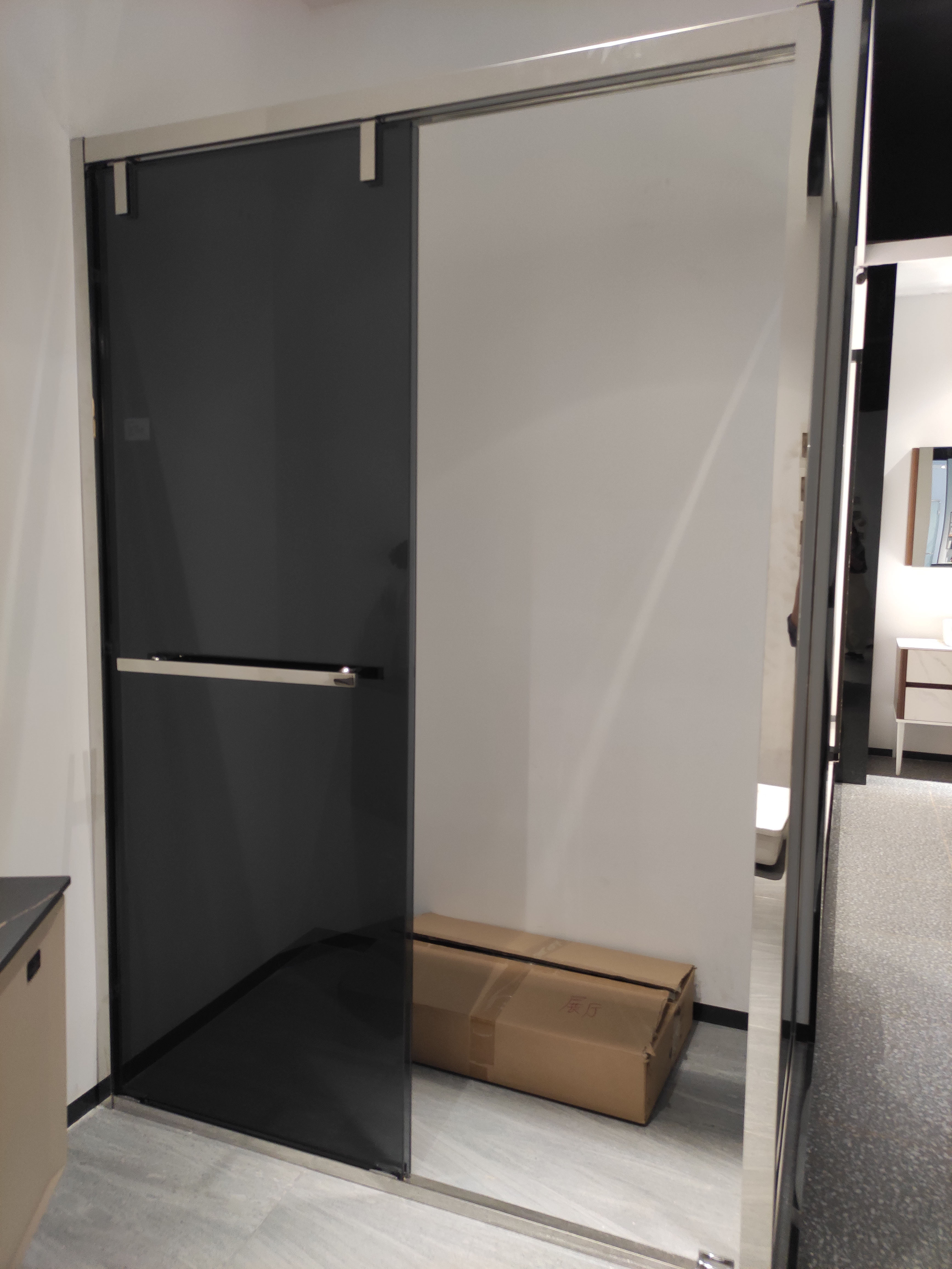 shower enclosure, shower enclosures, enclosures for shower, glass shower enclosure, glass shower enclosures, corner shower unit