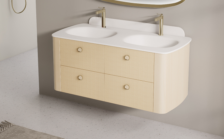 This gives the wall hung bathroom vanity a contemporary appearance without making it feel overly minimal.