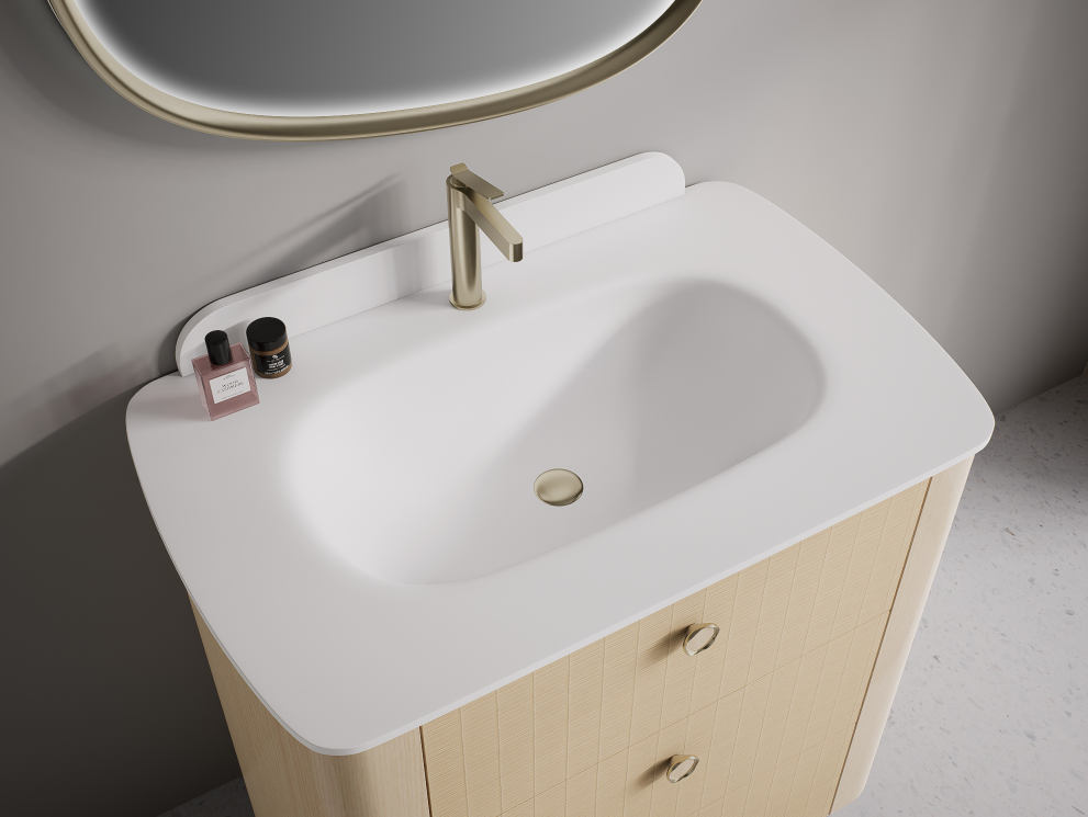 This type of finish can work with a wide range of bathroom materials, including ceramic, stone, solid surfaces, metal fittings, and neutral wall finishes.
