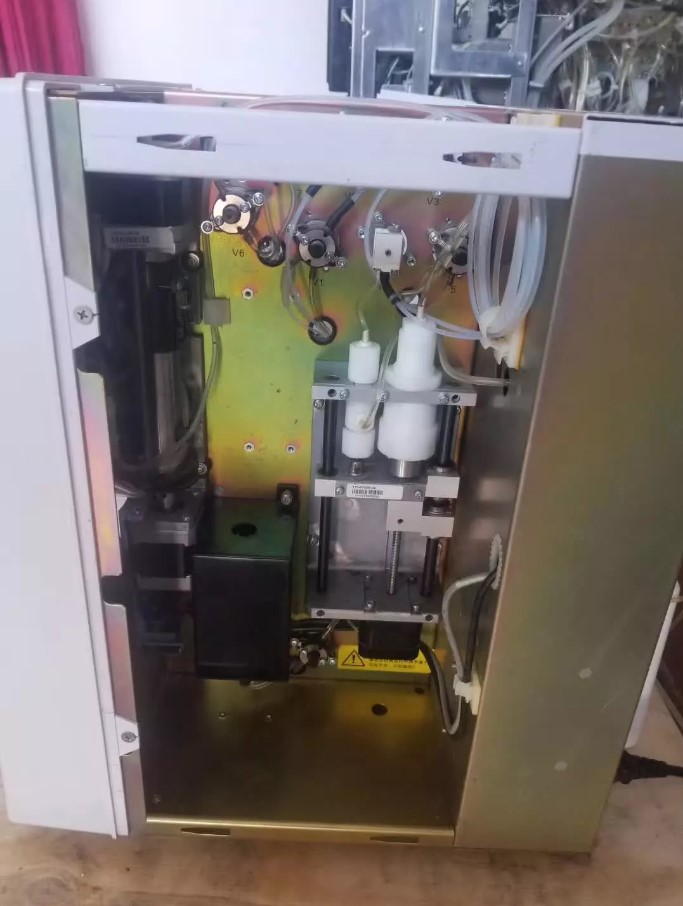 3 Diff Hematology Analyzer Second used good