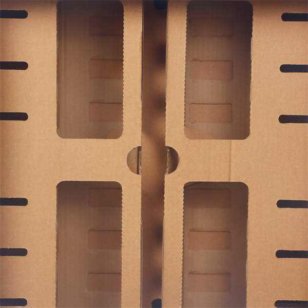 Paint mist filter for spray booth