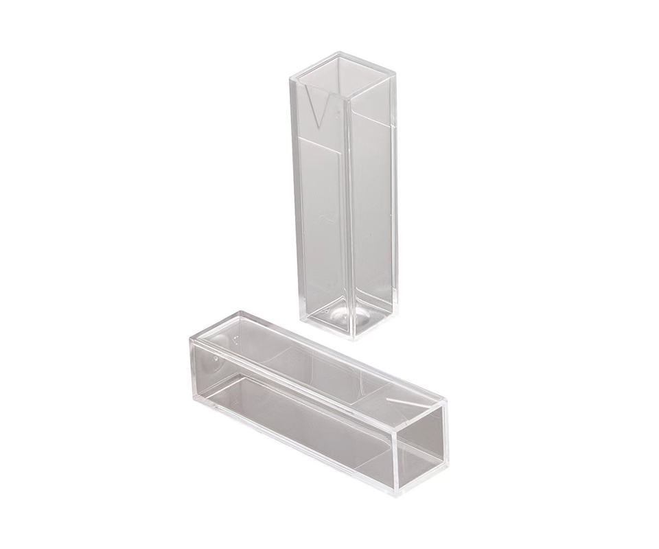 Laboratório de cuvetes de plástico