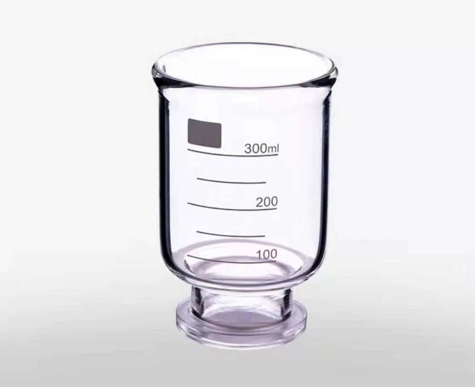 Glassware Vacuum Filtration Device