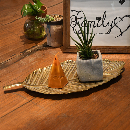 Serving Dishes, Trays & Platters | Leaf Gold Tray