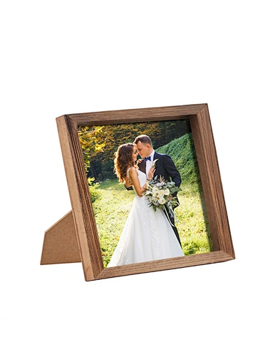 8x8 frame