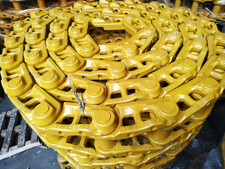 PC400 undercarriage track link