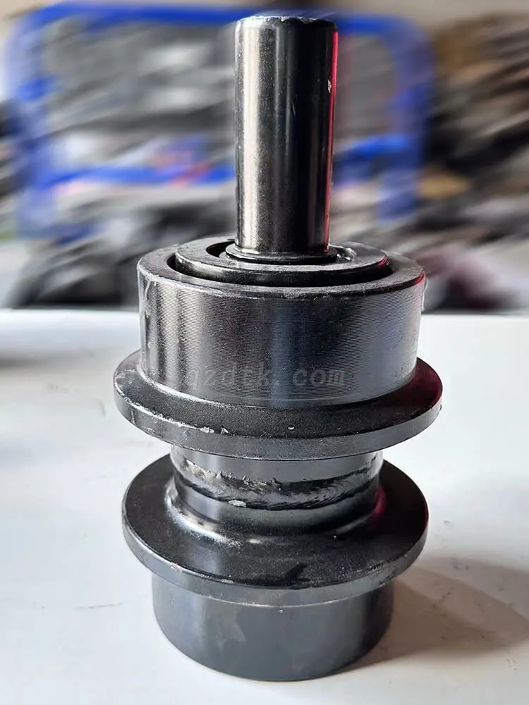 China excavator rollers PC200-8