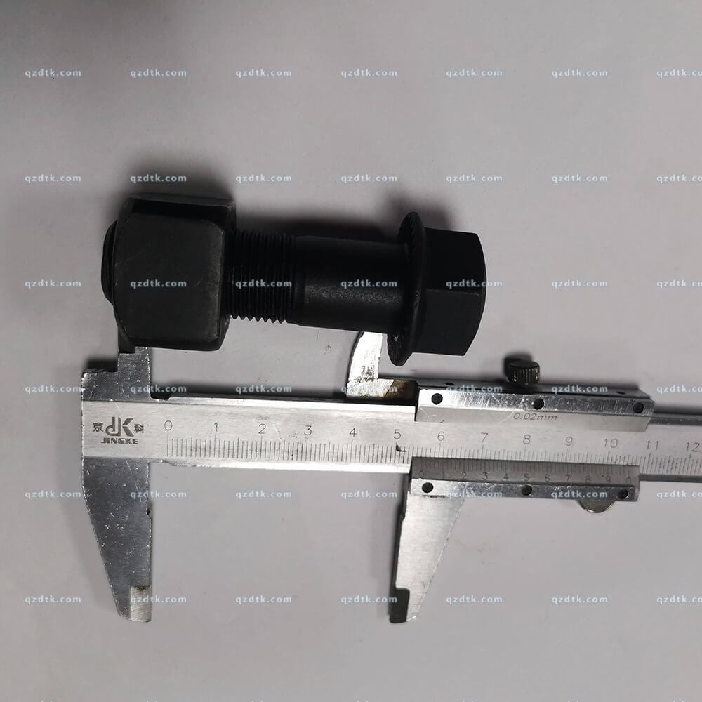 12.9 excavator track pad bolt manufacturer