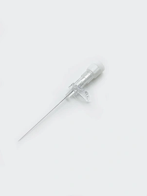 iv cannula with injection port