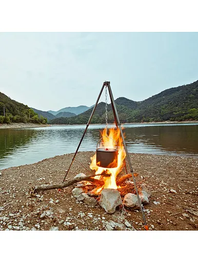 Foldable Barbecue Bracket