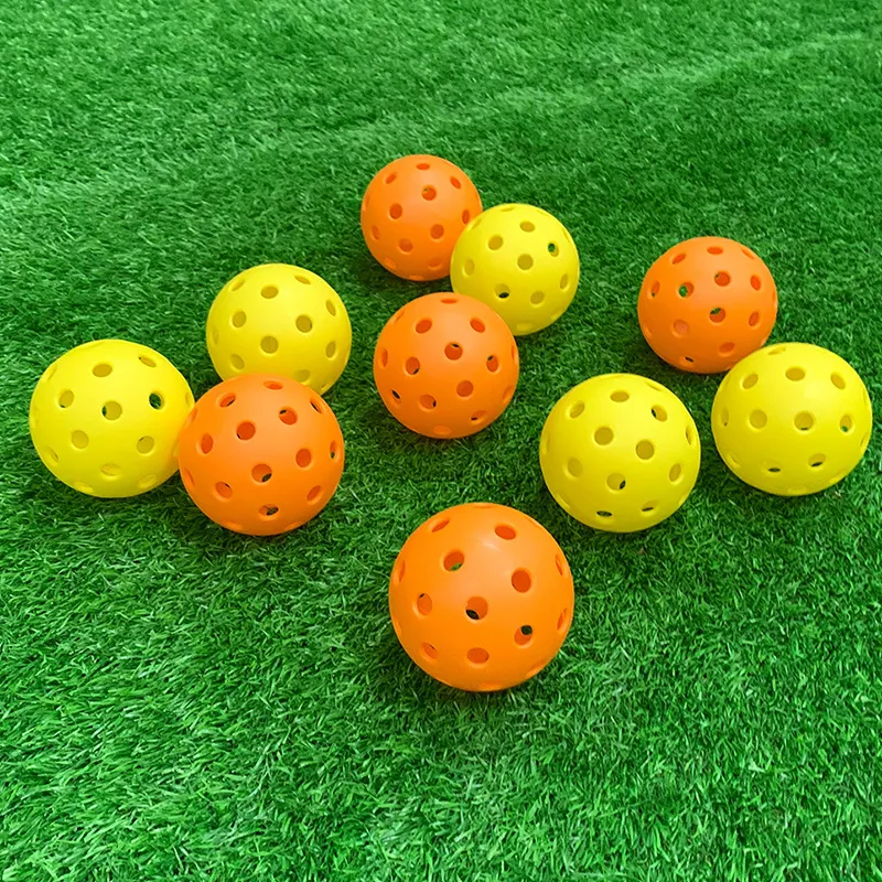 High Quality ONE-PIECE DESIGN PP Material USAPA approved 40 holes pickleball balls