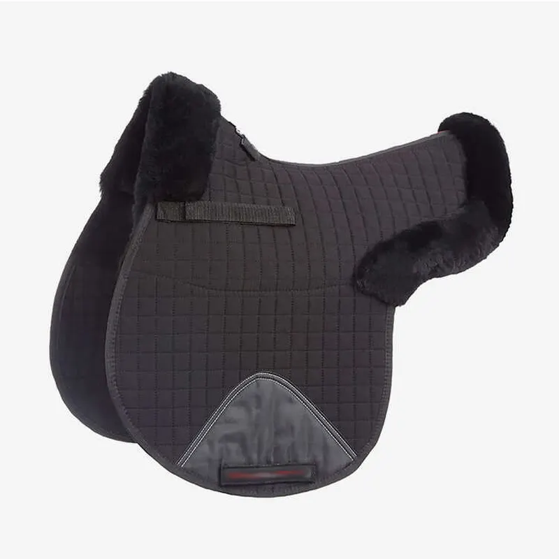 China Horse Winter Pad With Fur Equestrian Saddle Pad