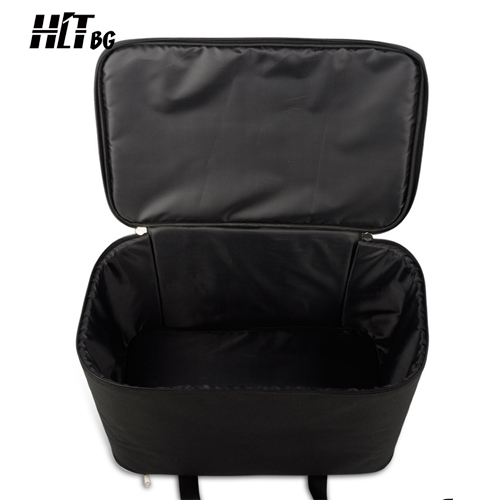 The inside lining is 210T Nylon 10mm sponge sandwich.
