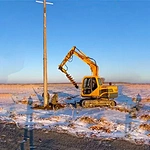 A Man In Sichuan Uses An Auger To Drill Holes And Earns Millions Easily