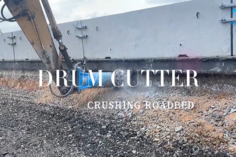 Crushing Roadbed With Drum Cutter