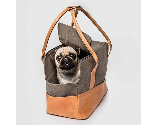 Treat your furry friend like royalty with our pet handbags! Designed for both comfort and style, our handbags come in various sizes to suit different pet breeds. From soft interiors to sturdy exteriors, our pet handbags are the perfect accessory for your