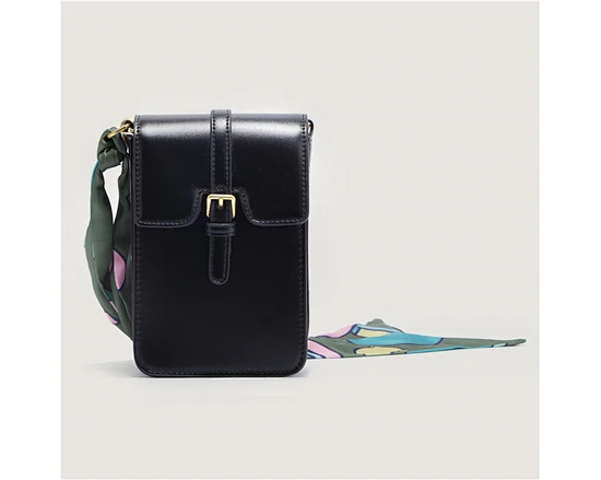 Our selection includes a variety of shapes, sizes, and colors, so you can find the perfect handbag to match your personal style. Whether you're looking for a classic tote, a chic crossbody, or a versatile backpack, we have something for everyone.