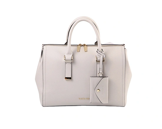 This casual,super soft unlined tote is the perfect hold all for relaxed weekend adventures or for serious shopping.
Minimalist & Stylish Tote Made with Soft Vegan Leather,Lightweith,Sturdy ,Durable.that come together for security and peace of mind.