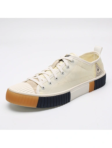 casual sneakers for men