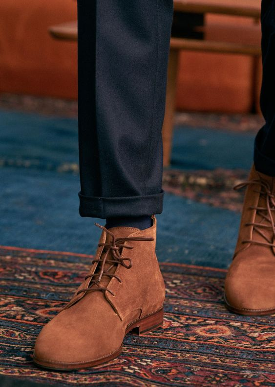 lace up boot