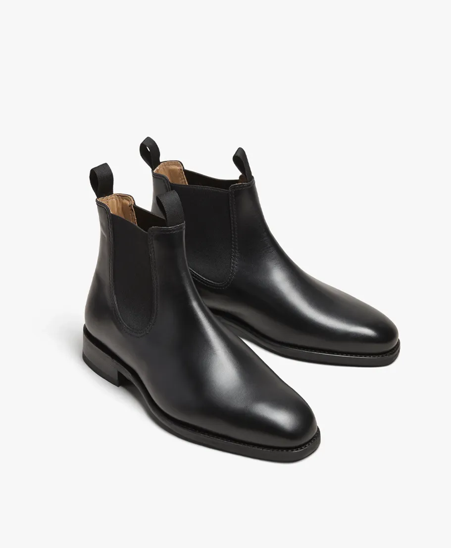 BLACK CHELSEA BOOT