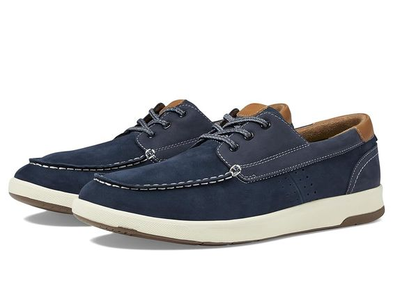 boat shoes