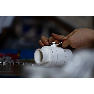 PVC CUBIC CROSS DIN