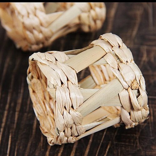 High Quality Wholesale Handmade Typha Angustifolia Woven Napkin Ring for Wedding Party