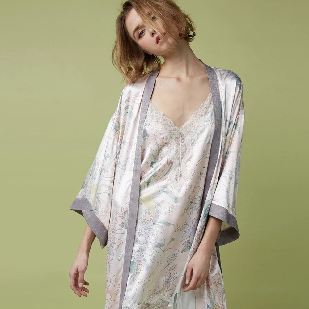 Wholesale Autumn Luxury Satin Pyjamas Robes 2 Pieces Long Sleeve Split Side Belted Silk Floral Night Robe for Bride